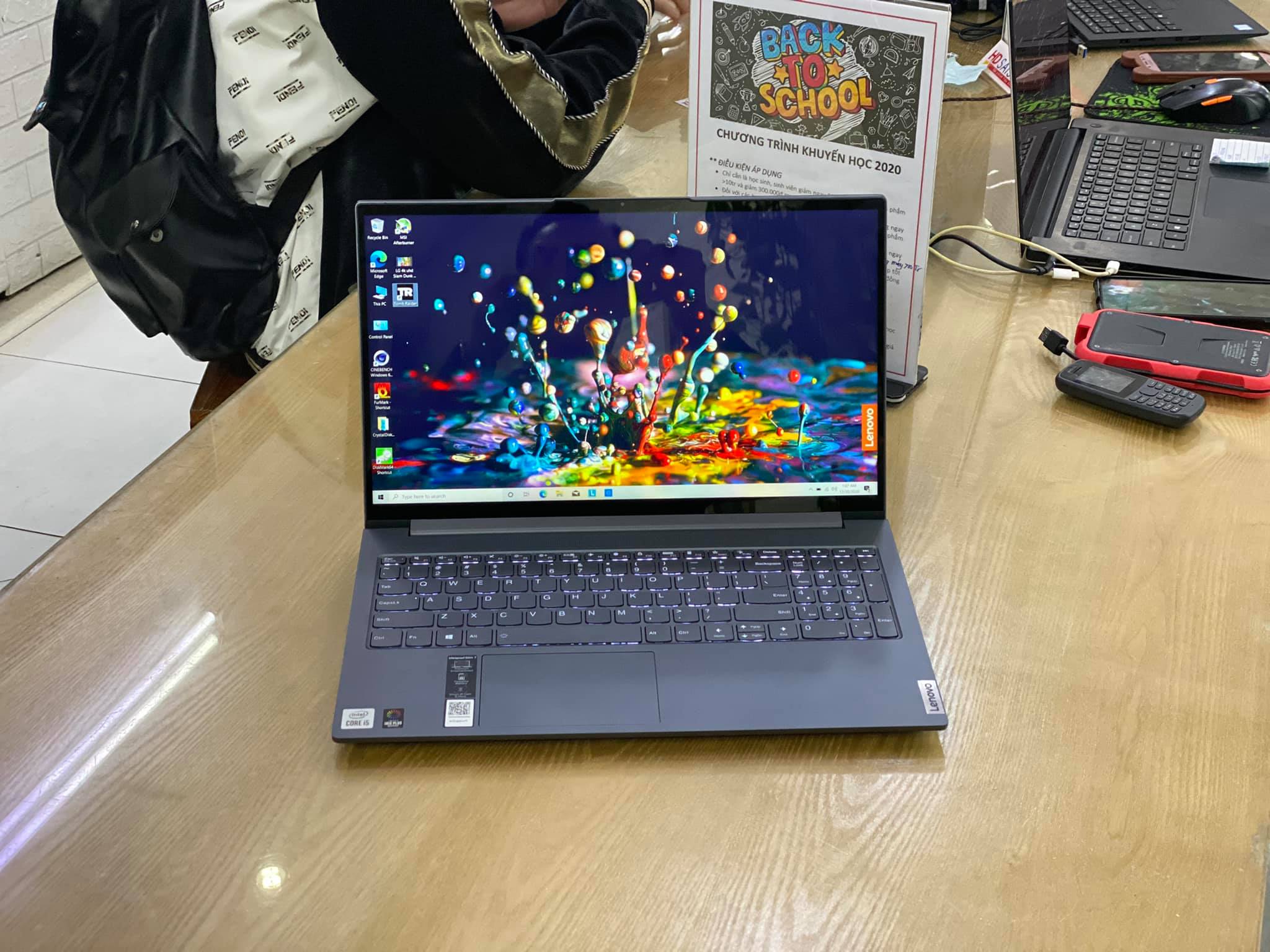 Laptop Lenovo IdeaPad Slim 7.jpg